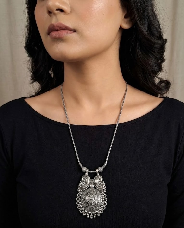 i need this jewrlry put in a place not a model to showcase as product image