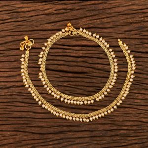Antique Gold Plated Delicate Anklet with Pearl Hangings